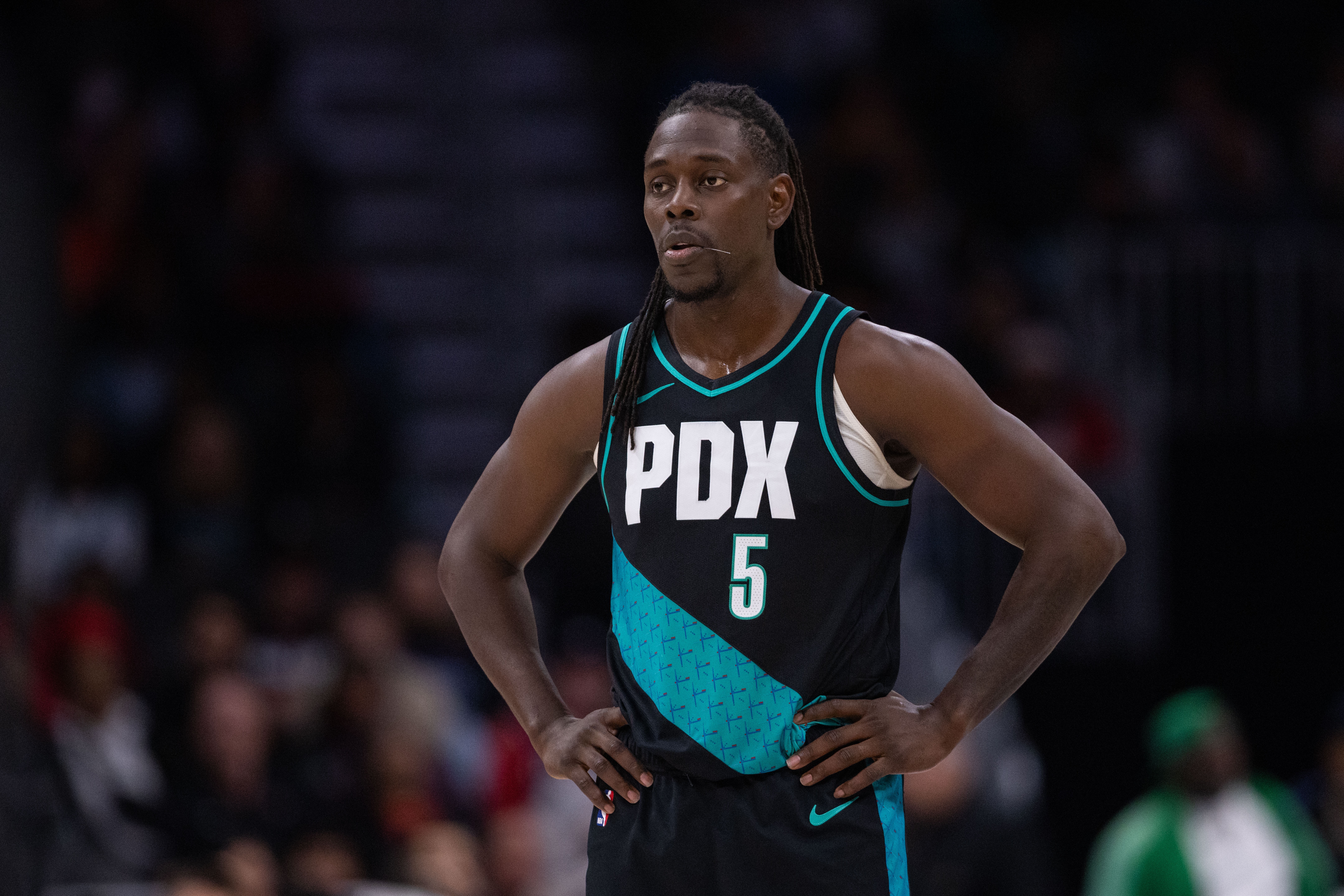 亚博体育平台-35岁266天！霍勒迪刷新单场35分10助&amp;真实命中率90%+最老纪录